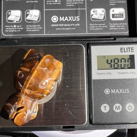 Hello Kitty Tiger Eye‎ Crystal Carving - Picture 12 of 13